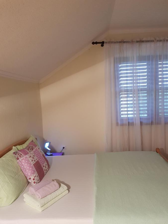 Guest House Ruza Кореница Экстерьер фото